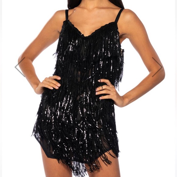 New AKIRA SHOW OUT FRINGE MINI DRESS IN BLACK - Picture 6 of 14